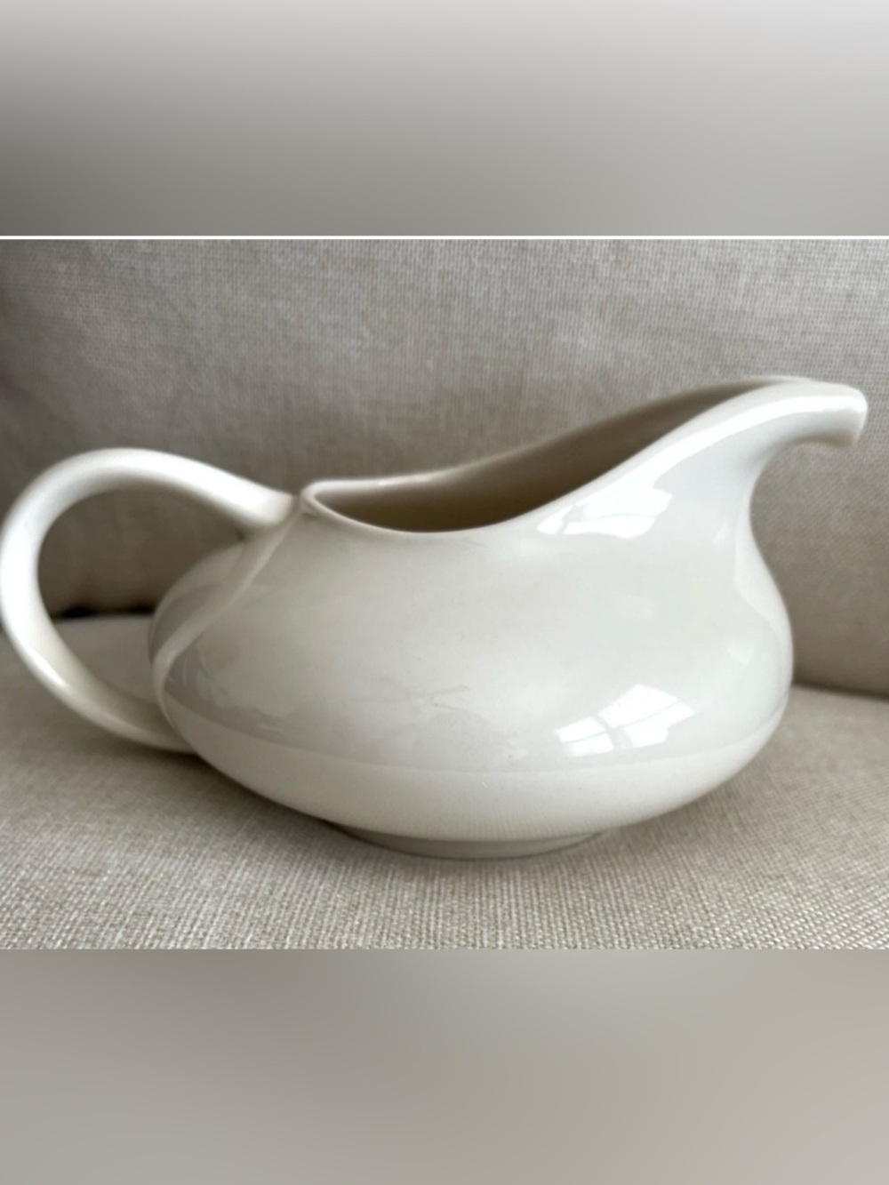 Gravy Boat Ivory Platinum Franciscan